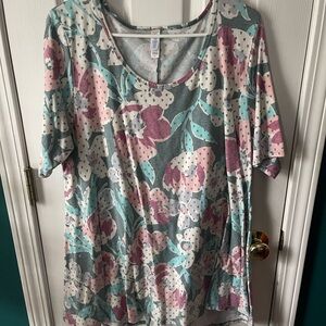 LuLaRoe Pastel Floral Short Sleeve Top